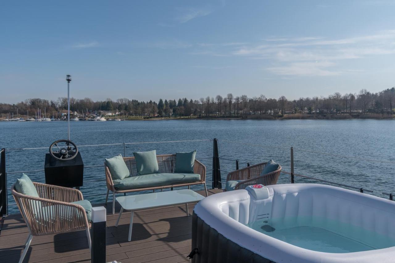 Отель La Dolce Vita House Boat Lisanza Экстерьер фото